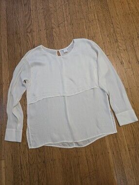 🆕️🌻NWOT Club Monaco Silk Blouse